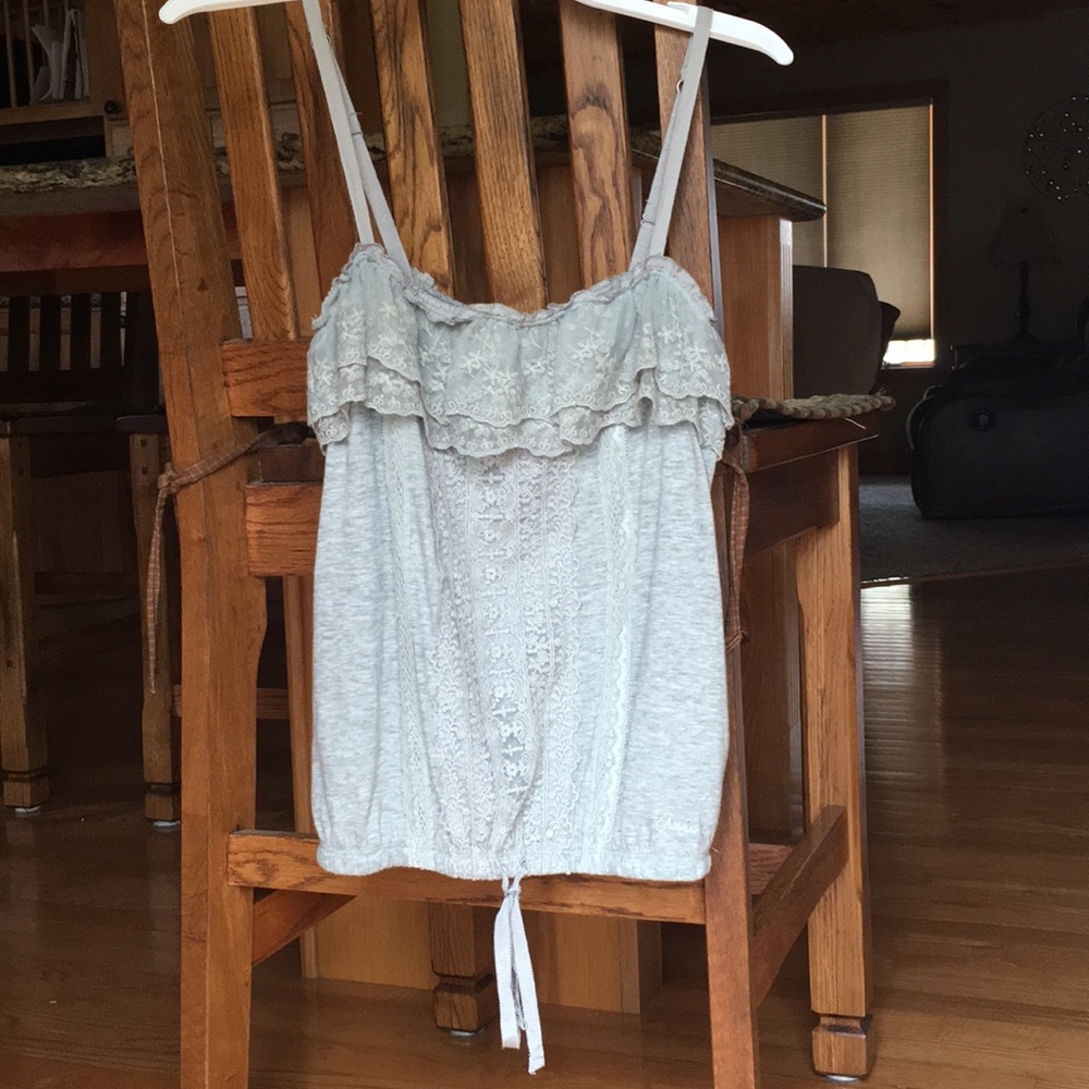 Grey Aeropostale lace tank top